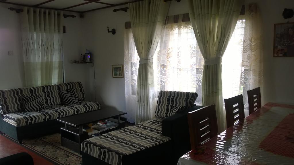 Srihelyes Inn Nuwara Eliya Exteriér fotografie